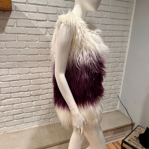 Ombre Faux Fur Vest Cream Plum Purple Shaggy Statement Festival Boho Glam BNWT - Picture 13 of 16